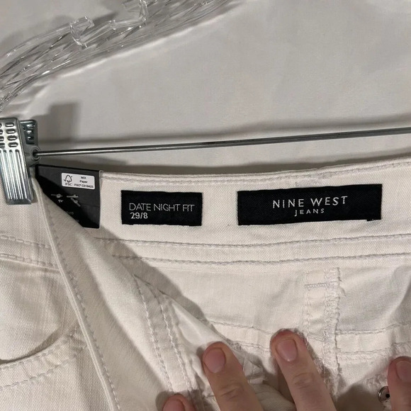 Nine West Jeans Women's 8 29 White Denim Date Night Fit Cotton Blend Button Zip - Picture 5 of 10